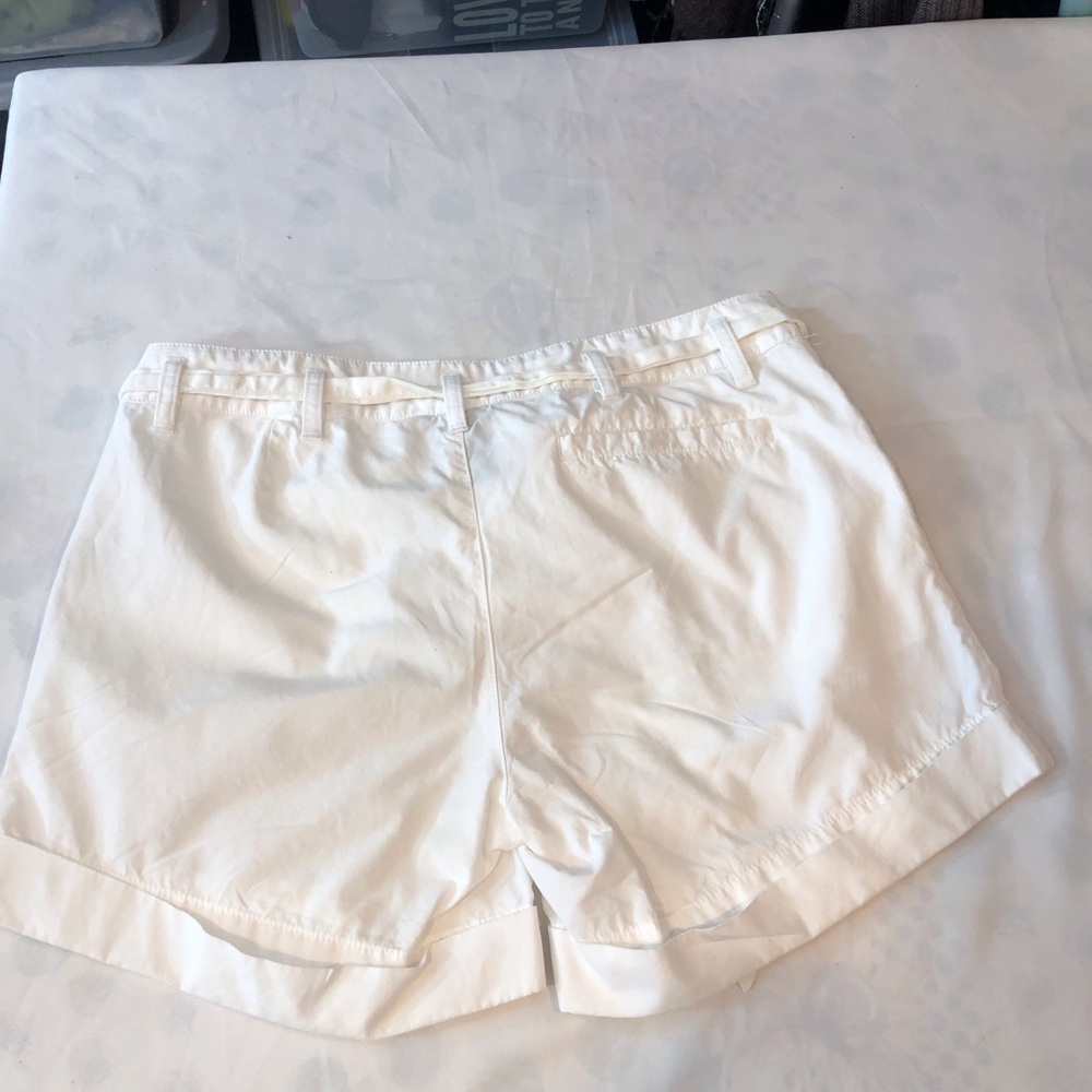 Oakley White Cuffed Shorts - Picture 5 of 16